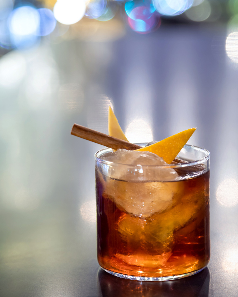 サスティナブルな極上のラム「フロール・デ・カーニャ」を使った